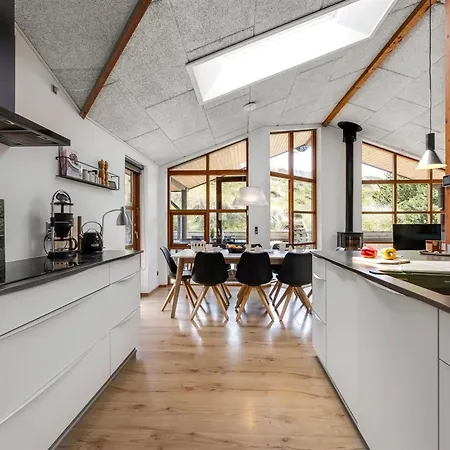 Sila - 800m From The Sea By Interhome Feriehus *