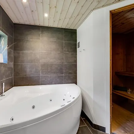 Sila - 800m From The Sea By Interhome Feriehus
