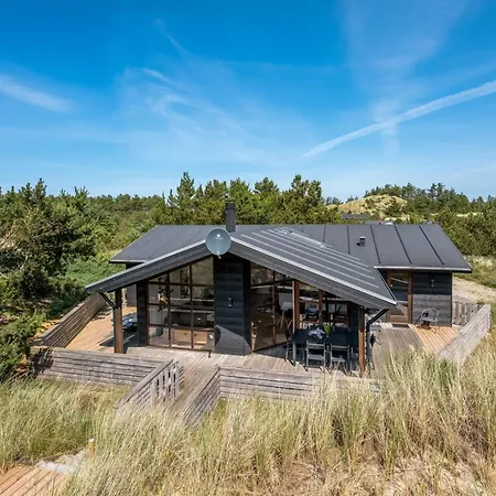 Sila - 800m From The Sea By Interhome Feriehus